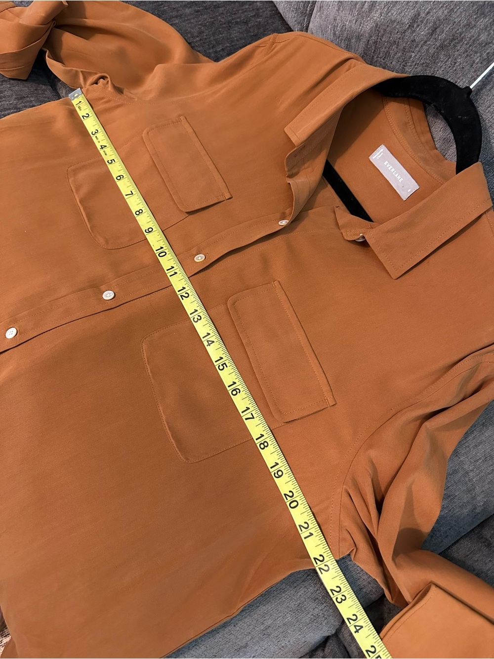 NWOT Everlane The Washable Silk Two-Pocket Relaxed Shirt in Rust Brown Size 8 - Picture 7 of 7